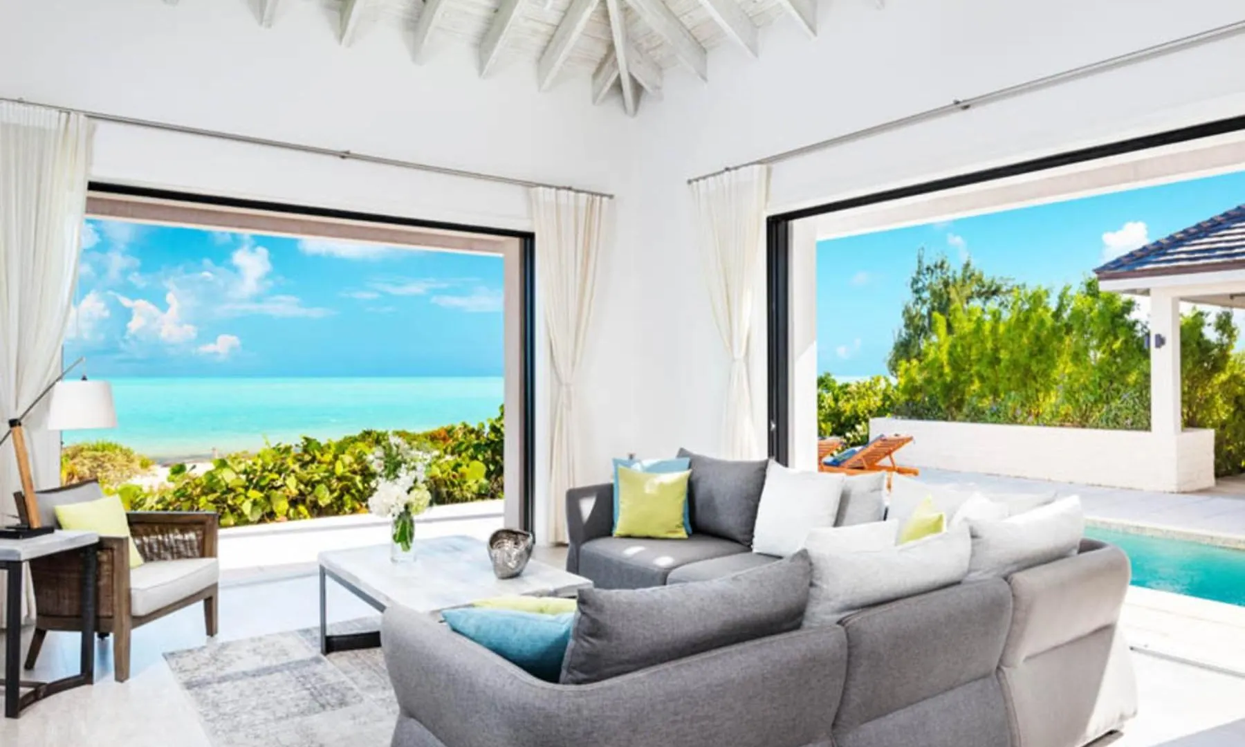 Brise De Mer 2 Bedroom Villa - Beachfront Long Bay
