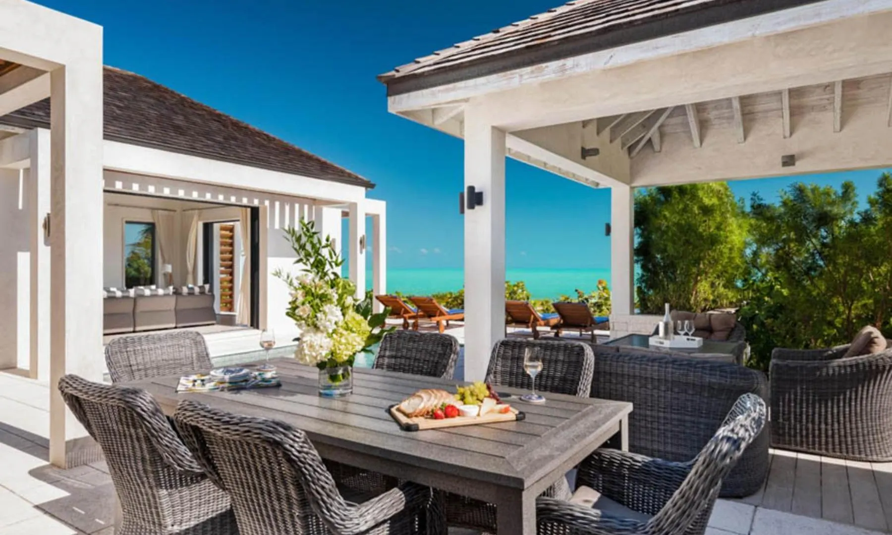 Brise De Mer 2 Bedroom Villa - Beachfront Long Bay